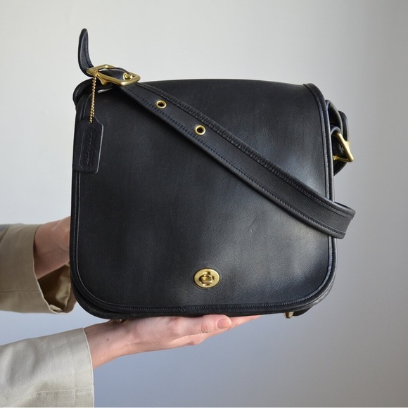 COACH Vintage Stewardess Bag glovetanned leather converts shoulder to crossbody - Picture 3 of 16